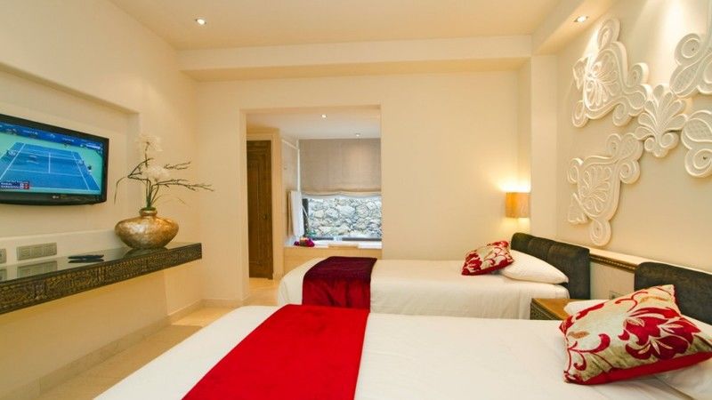 Gran Alondra Hotel ปูแอร์โตเดลคาร์เมน ภายนอก รูปภาพ