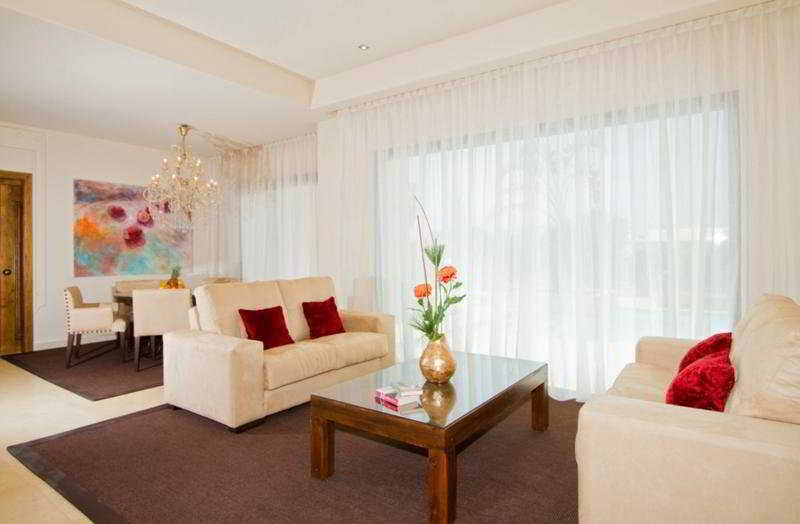 Gran Alondra Hotel ปูแอร์โตเดลคาร์เมน ภายนอก รูปภาพ